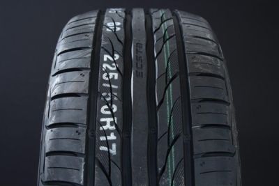 225/50R18 KUMHO ECSTA PS31